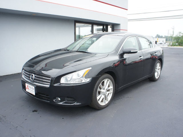 Pre owned nissan maximas #9